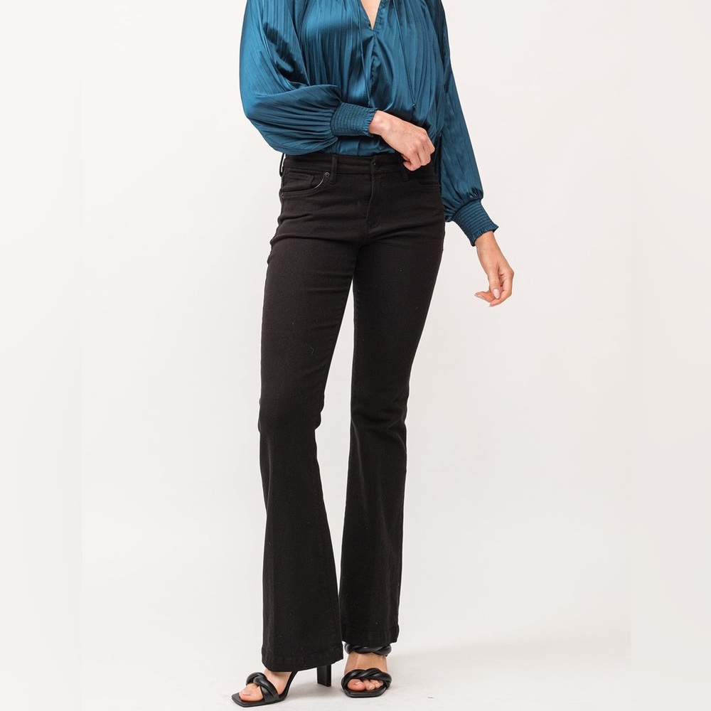 NWT Dear John Rosa Flare Jean Black Size 32 Casual Minimalist Versatile Chic